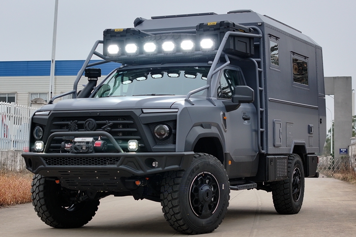 旅美野玩U600四驱越野房车